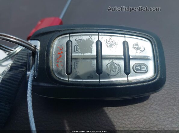 2C4RC1EG2JR193754 2018 CHRYSLER PACIFICA Black Вид панелі приладів