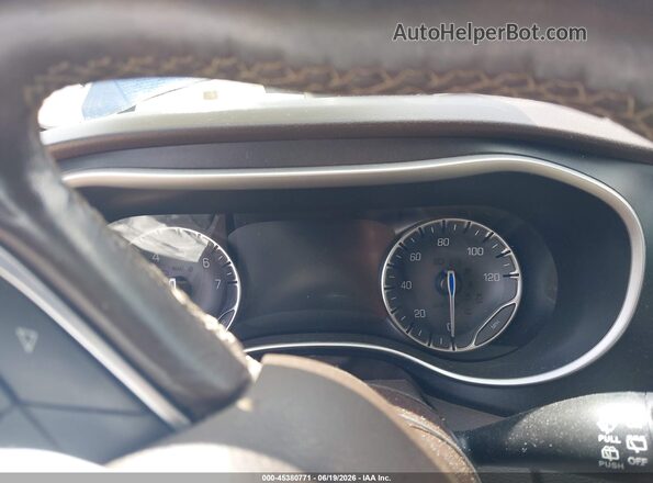 2C4RC1EG2LR251042 2020 CHRYSLER PACIFICA Blue უკანა სავარძლების ხედი