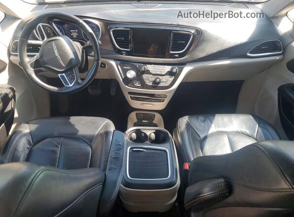 2C4RC1EG3HR543077 2017 CHRYSLER PACIFICA Charcoal Widok deski rozdzielczej