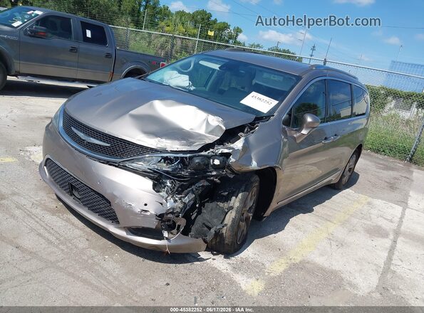 2C4RC1EG3HR565046 2017 CHRYSLER PACIFICA Gold Front left