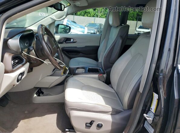 2C4RC1EG3HR628274 2017 CHRYSLER PACIFICA Black Widok wnętrza z przodu