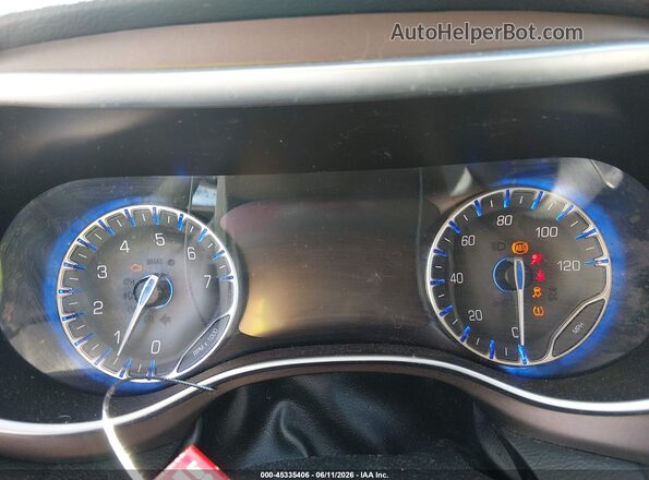 2C4RC1EG6HR756797 2017 CHRYSLER PACIFICA Silver 