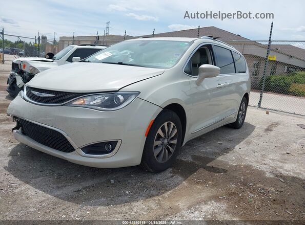 2C4RC1EG7KR673659 2019 CHRYSLER PACIFICA White Передня ліва чверть