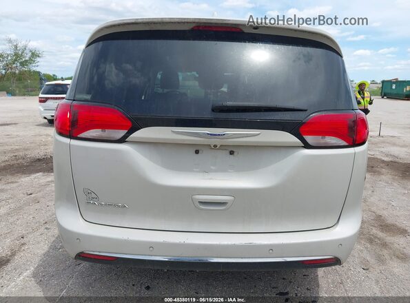 2C4RC1EG7KR673659 2019 CHRYSLER PACIFICA White 