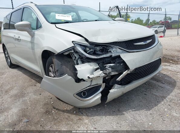 2C4RC1EG7KR673659 2019 CHRYSLER PACIFICA White Вид спереду