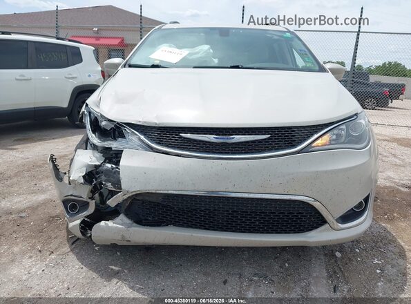 2C4RC1EG7KR673659 2019 CHRYSLER PACIFICA White Вид щитка приладів