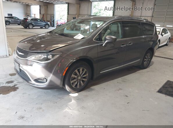 2C4RC1EG8LR166545 2020 CHRYSLER PACIFICA Gray Przód lewy