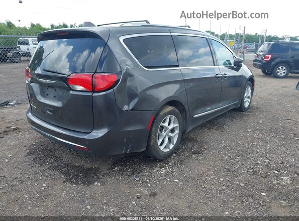 2C4RC1EG9HR591375 2017 CHRYSLER PACIFICA Gray 