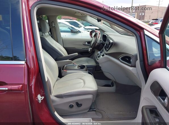 2C4RC1EG9JR116668 2018 CHRYSLER PACIFICA Red Vista interior delantera