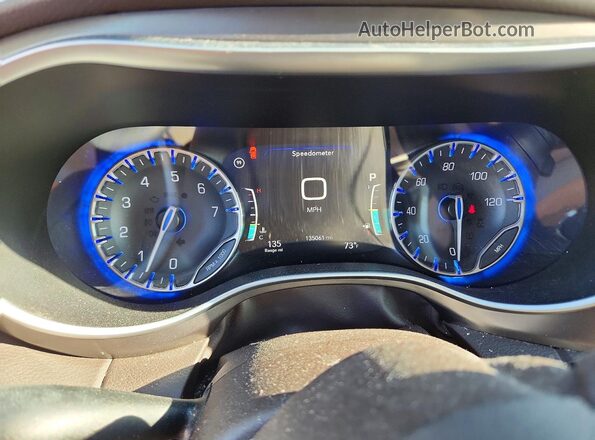 2C4RC1EG9JR172299 2018 CHRYSLER PACIFICA Оранжевый Вид щитка приборов
