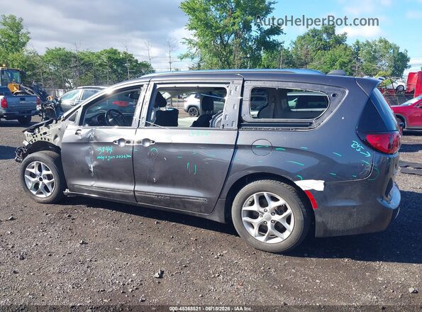 2C4RC1EG9KR549683 2019 CHRYSLER PACIFICA Gray Widok wnętrza 360 stopni