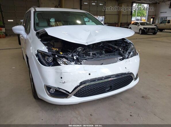 2C4RC1EGXLR230603 2020 CHRYSLER PACIFICA Белый Вид спереди