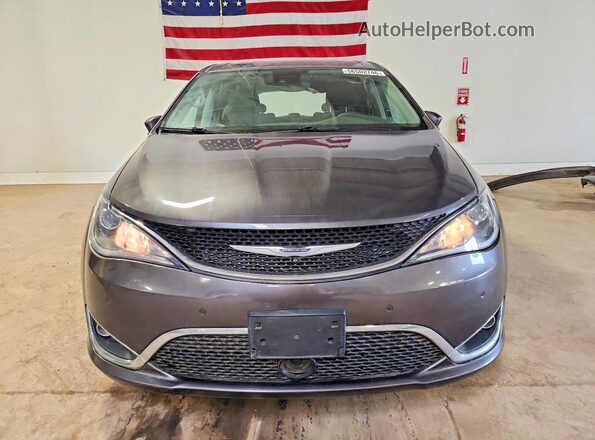 2C4RC1FG1LR222663 2020 CHRYSLER PACIFICA Gray Front view