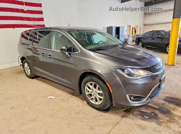 2C4RC1FG1LR222663 2020 CHRYSLER PACIFICA Gray Front right