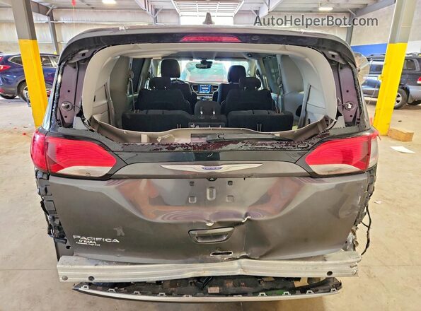 2C4RC1FG1LR222663 2020 CHRYSLER PACIFICA Gray Rear view