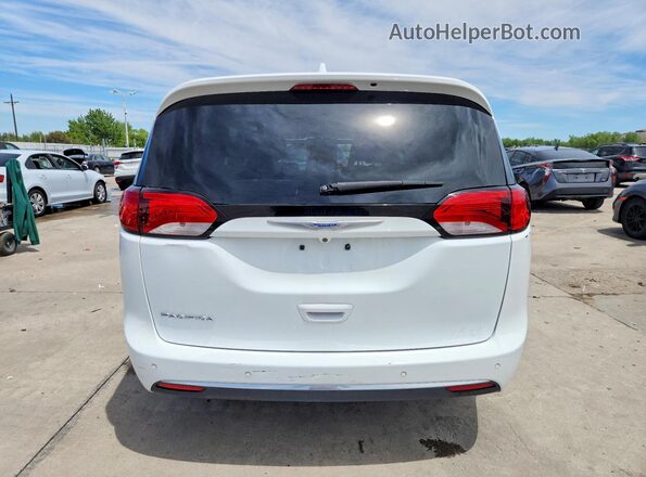 2C4RC1FG2JR157111 2018 CHRYSLER PACIFICA White Вид ззаду