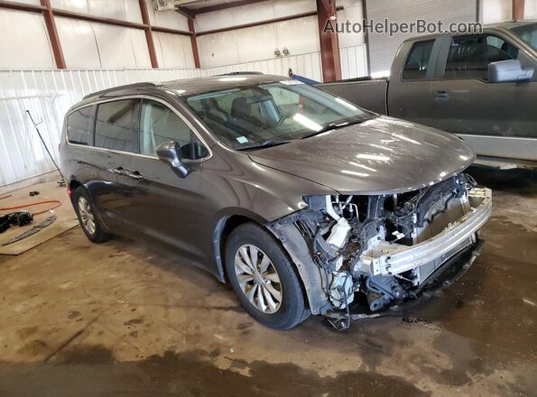 2C4RC1FG2JR355977 2018 CHRYSLER PACIFICA Gray წინა მარჯვენა