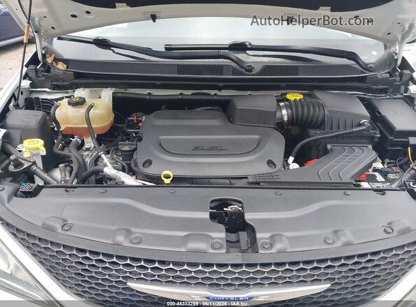 2C4RC1FG2LR104203 2020 CHRYSLER PACIFICA White Вид ззаду