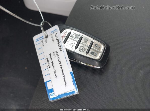 2C4RC1FG2LR104203 2020 CHRYSLER PACIFICA White Вид панелі приладів