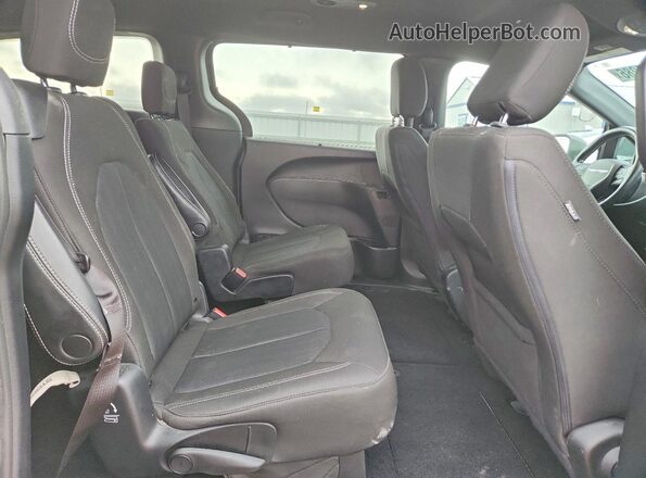 2C4RC1FG3LR126856 2020 CHRYSLER PACIFICA Gray უკანა სალონის ხედი