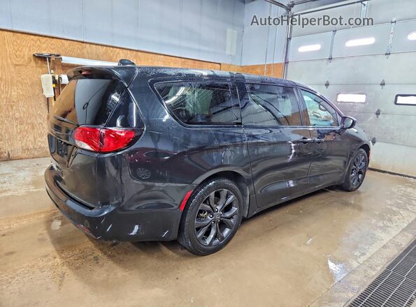 2C4RC1FG4KR531851 2019 CHRYSLER PACIFICA Черный Задняя правая четверть