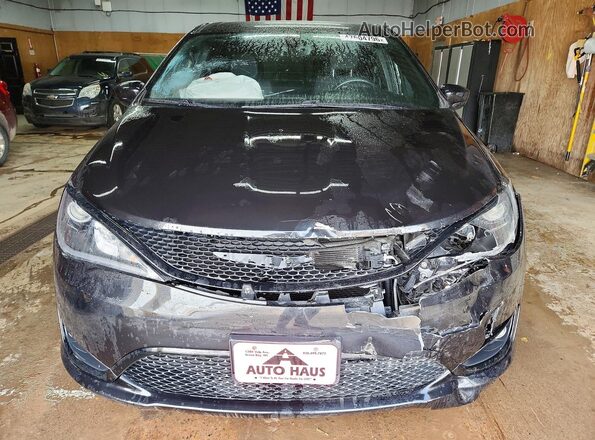 2C4RC1FG4KR531851 2019 CHRYSLER PACIFICA Черный Вид спереди