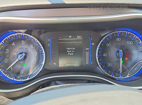 2C4RC1FG4LR124517 2020 CHRYSLER PACIFICA Beige ხელსაწყოთა პანელის ხედი