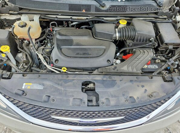 2C4RC1FG4LR124517 2020 CHRYSLER PACIFICA Beige ძრავის განყოფილების ხედი