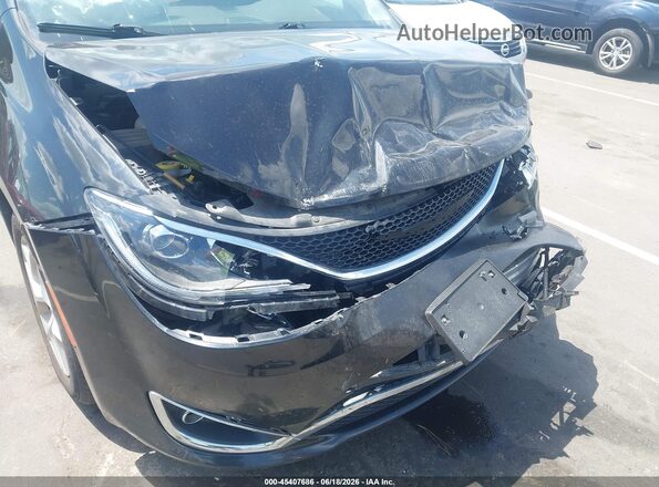 2C4RC1FG4LR143360 2020 CHRYSLER PACIFICA Black Front view