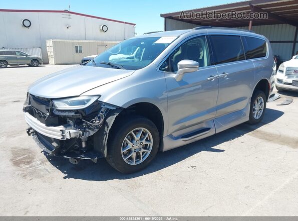 2C4RC1FG4MR521548 2021 CHRYSLER PACIFICA Silver Front left