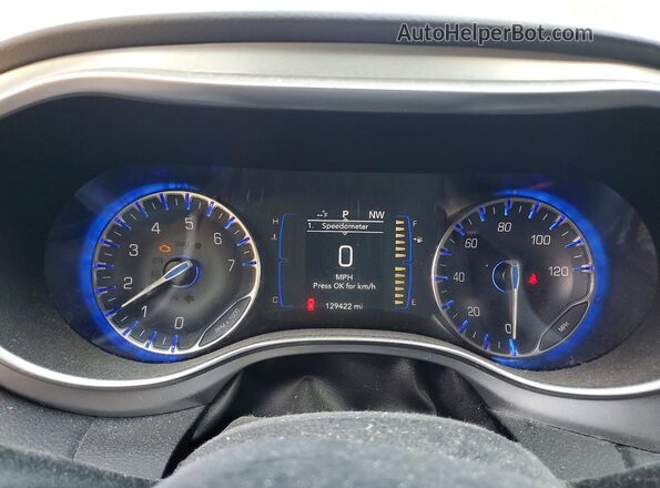 2C4RC1FG5KR733307 2019 CHRYSLER PACIFICA Черный Вид щитка приборов