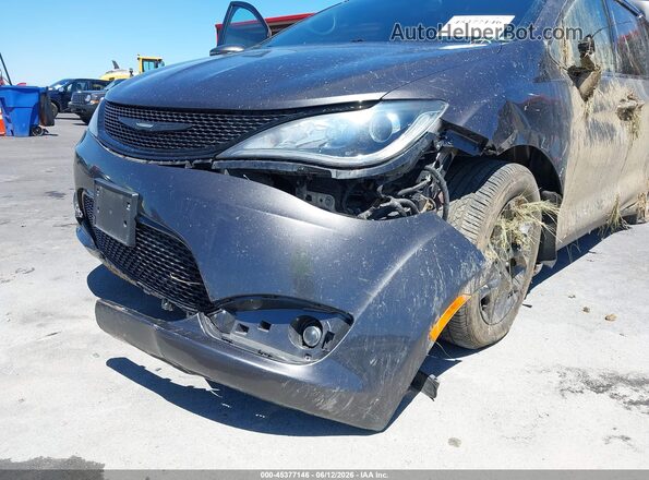 2C4RC1FG5LR100422 2020 CHRYSLER PACIFICA Gray Front view