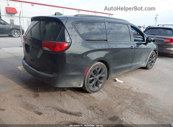 2C4RC1FG6JR235101 2018 CHRYSLER PACIFICA Black Rear right