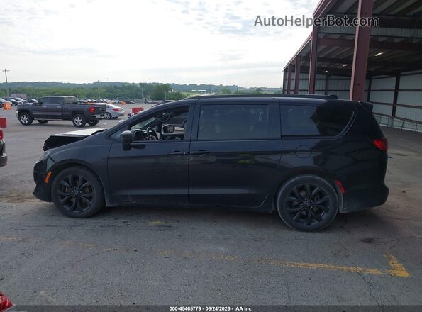 2C4RC1FG6JR235101 2018 CHRYSLER PACIFICA Black 