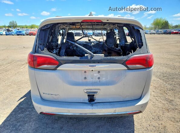 2C4RC1FG6LR232427 2020 CHRYSLER PACIFICA Burn 