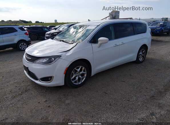 2C4RC1FG7JR125755 2018 CHRYSLER PACIFICA White Front left