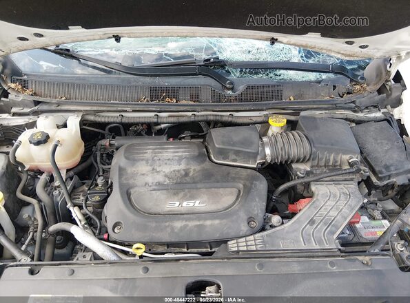 2C4RC1FG7JR125755 2018 CHRYSLER PACIFICA White Rear view