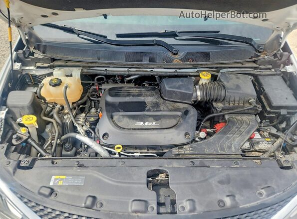 2C4RC1FGXJR113180 2018 CHRYSLER PACIFICA Белый Вид подкапотного пространства