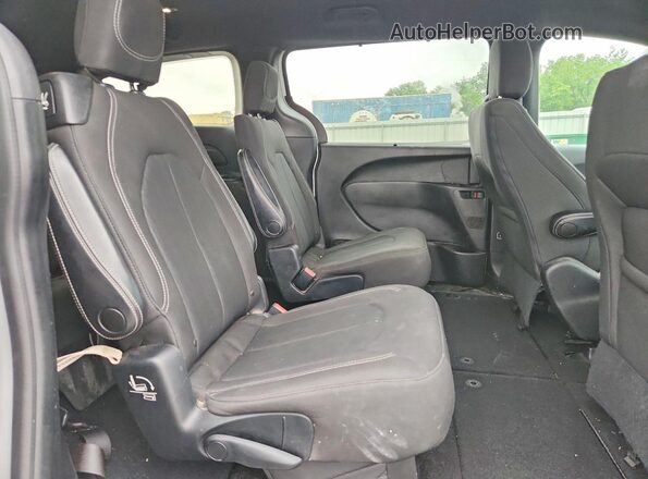 2C4RC1FGXJR351854 2018 CHRYSLER PACIFICA White Vista interior trasera