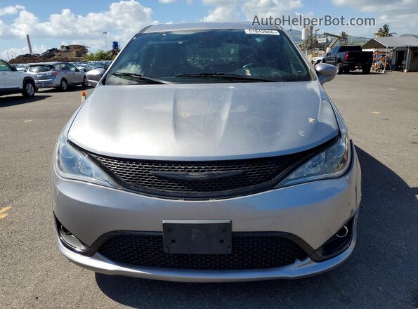 2C4RC1FGXKR567348 2019 CHRYSLER PACIFICA Silver Вид спереду