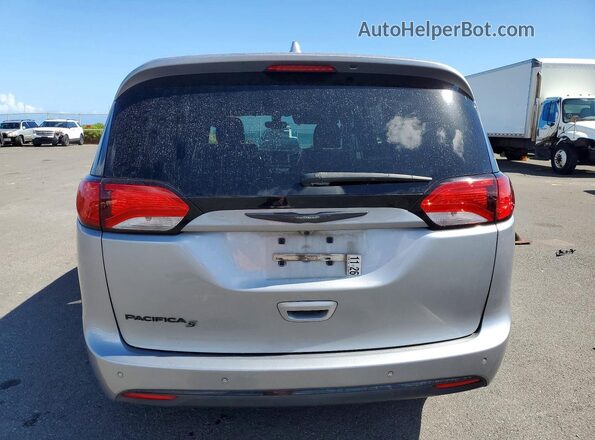 2C4RC1FGXKR567348 2019 CHRYSLER PACIFICA Silver Вид ззаду