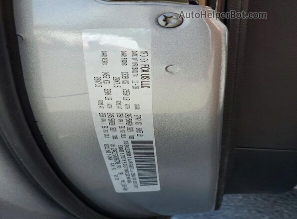 2C4RC1FGXKR567348 2019 CHRYSLER PACIFICA Silver Вид наклейки з VIN-кодом