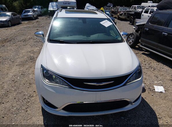 2C4RC1GG0JR263409 2018 CHRYSLER PACIFICA White Front view