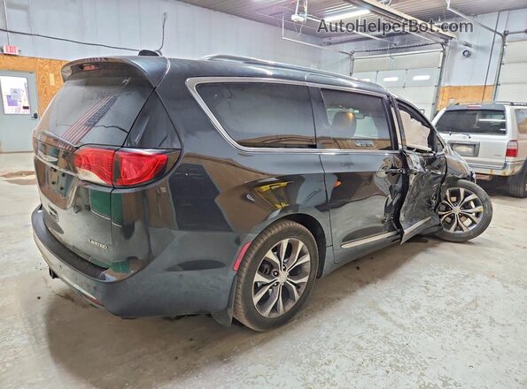 2C4RC1GG0KR597697 2019 CHRYSLER PACIFICA Black Rear right