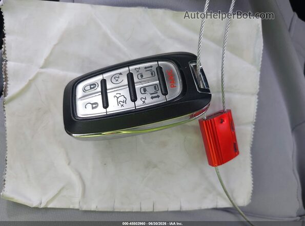 2C4RC1GG0KR604020 2019 CHRYSLER PACIFICA Silver Dashboard view