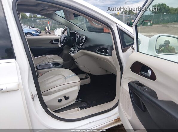 2C4RC1GG0LR109737 2020 CHRYSLER PACIFICA White Սալոնի դիմացի տեսք