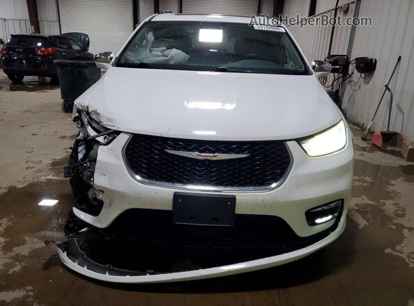 2C4RC1GG0NR170346 2022 CHRYSLER PACIFICA Белый Вид спереди