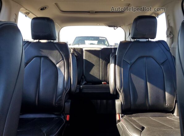 2C4RC1GG1JR103572 2018 CHRYSLER PACIFICA Silver Rear seats view
