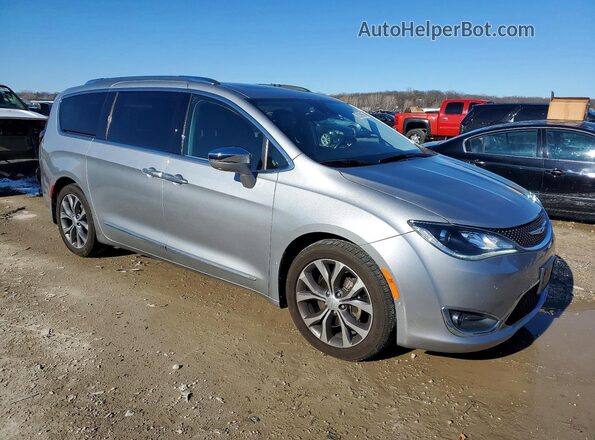 2C4RC1GG1JR103572 2018 CHRYSLER PACIFICA Silver Front right