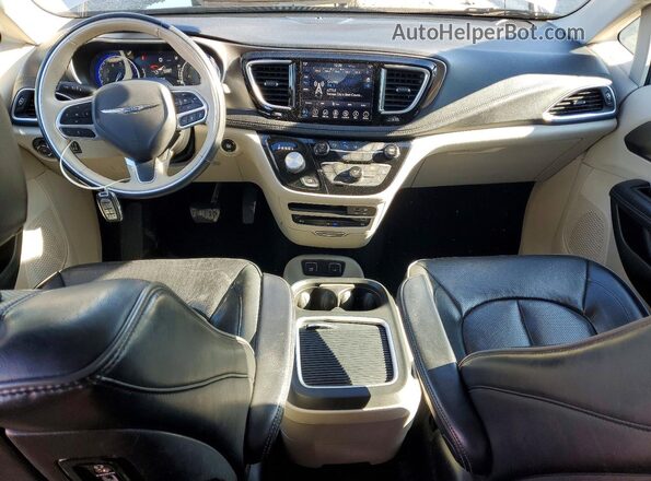 2C4RC1GG1JR103572 2018 CHRYSLER PACIFICA Silver Dashboard view
